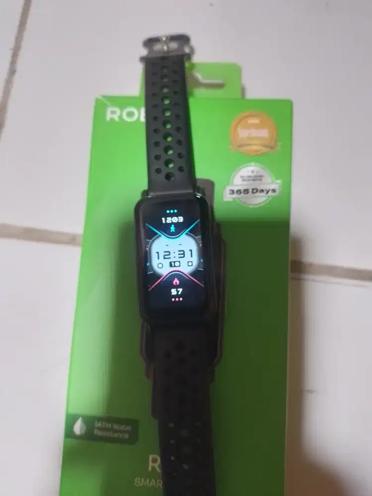 Di mahar aja robot rbs 1 plus bonus tali dan jam tangan