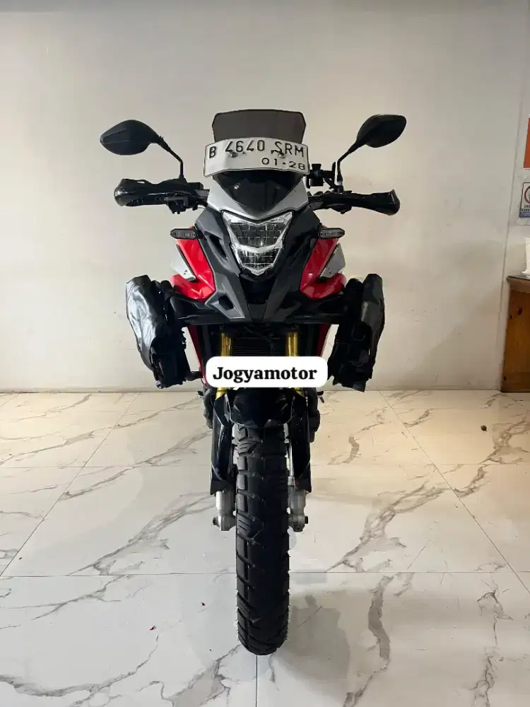 1 - Honda CB 150X Tahun 2023