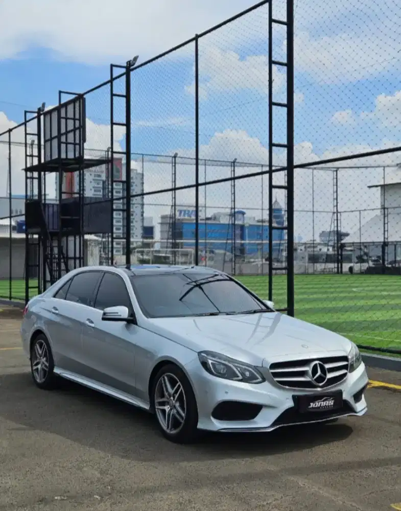 Mercedes-Benz E400 AMG Silver On Black