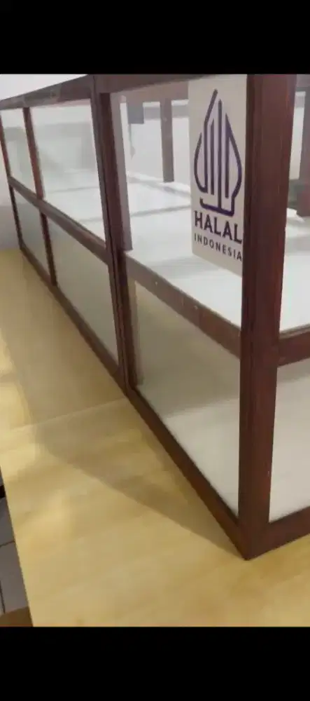 Etalase Warteg Bekas Masih Bagus