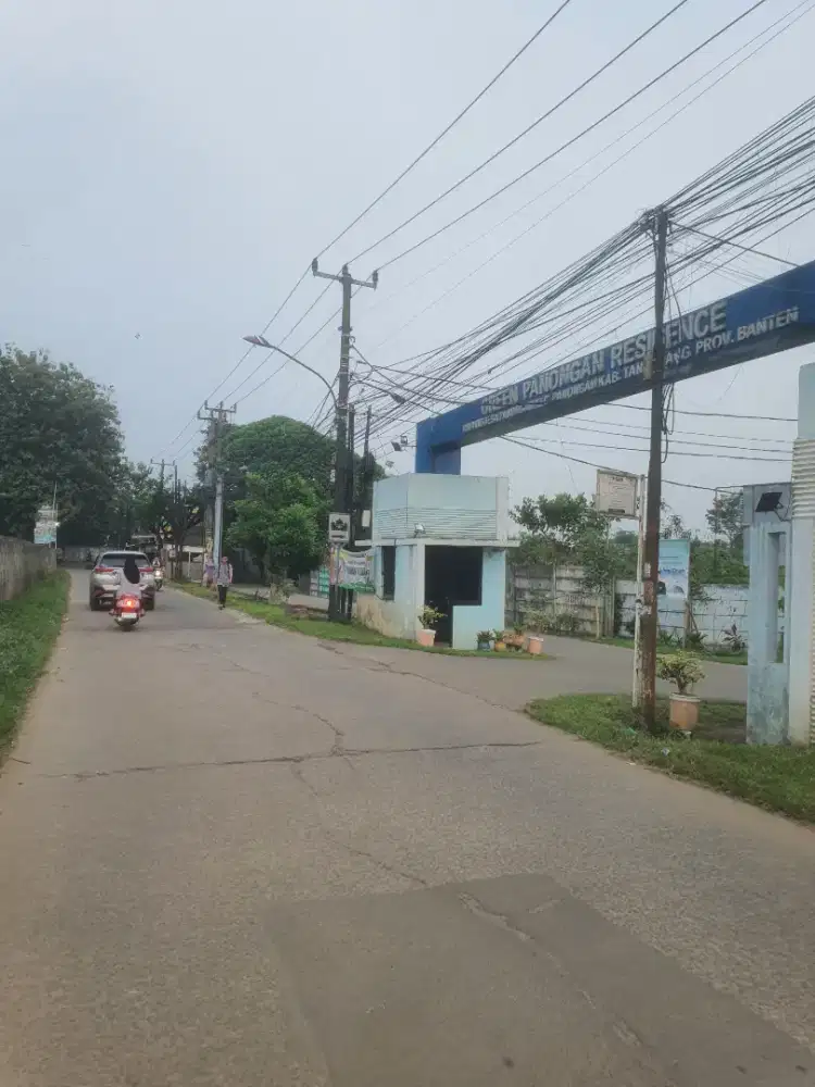 Rumah Type 21 /60 area depan sudah full lantai kramik dan Atap