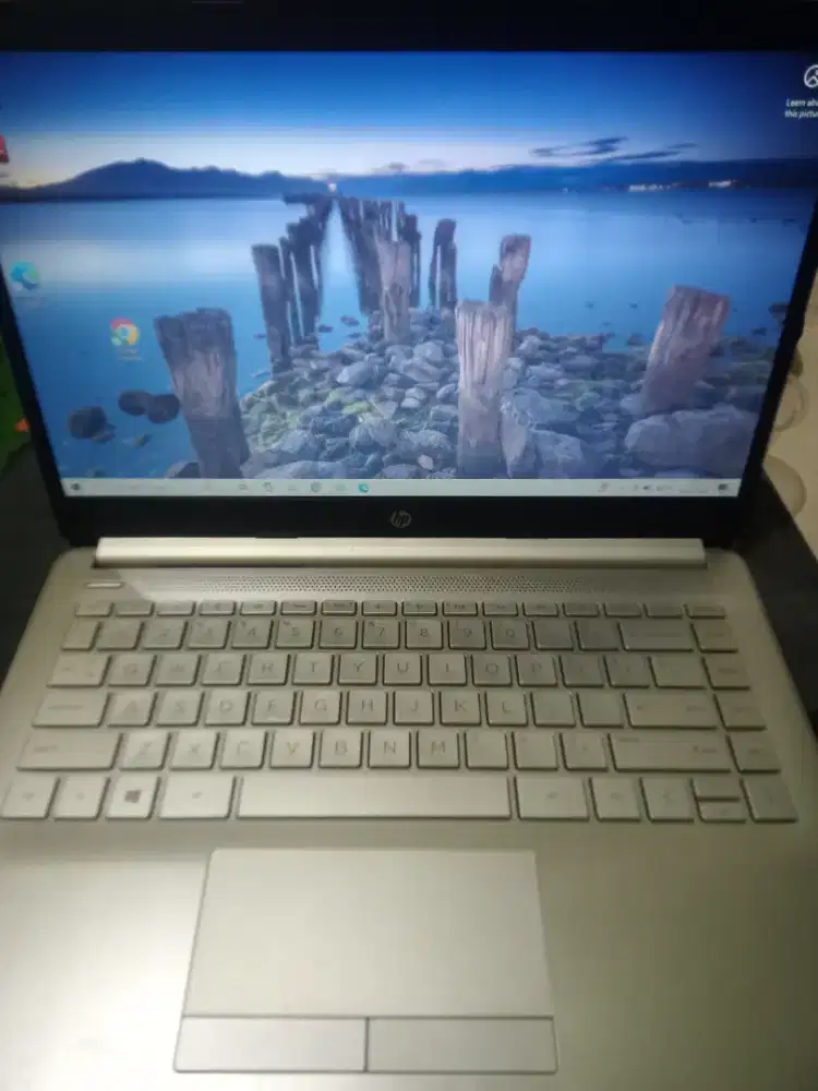 Laptop merk HP 14s