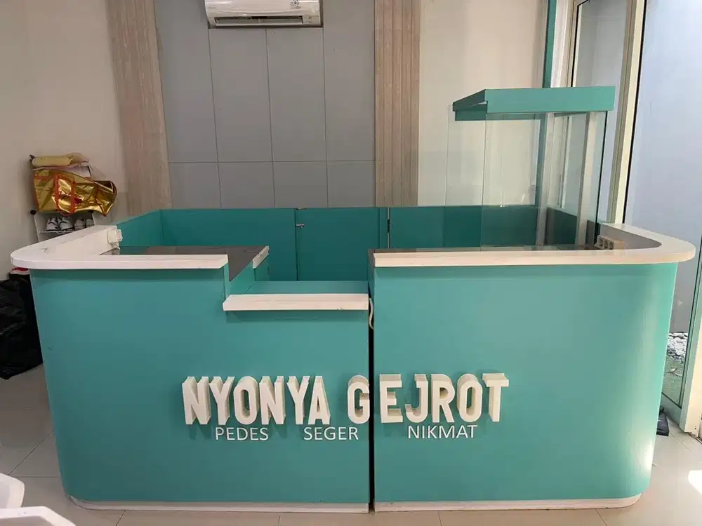 Booth Stand Bekas Jualan