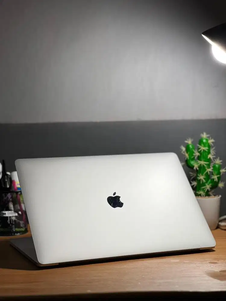 Macbook Pro dual vga 16inch 16/512Gb