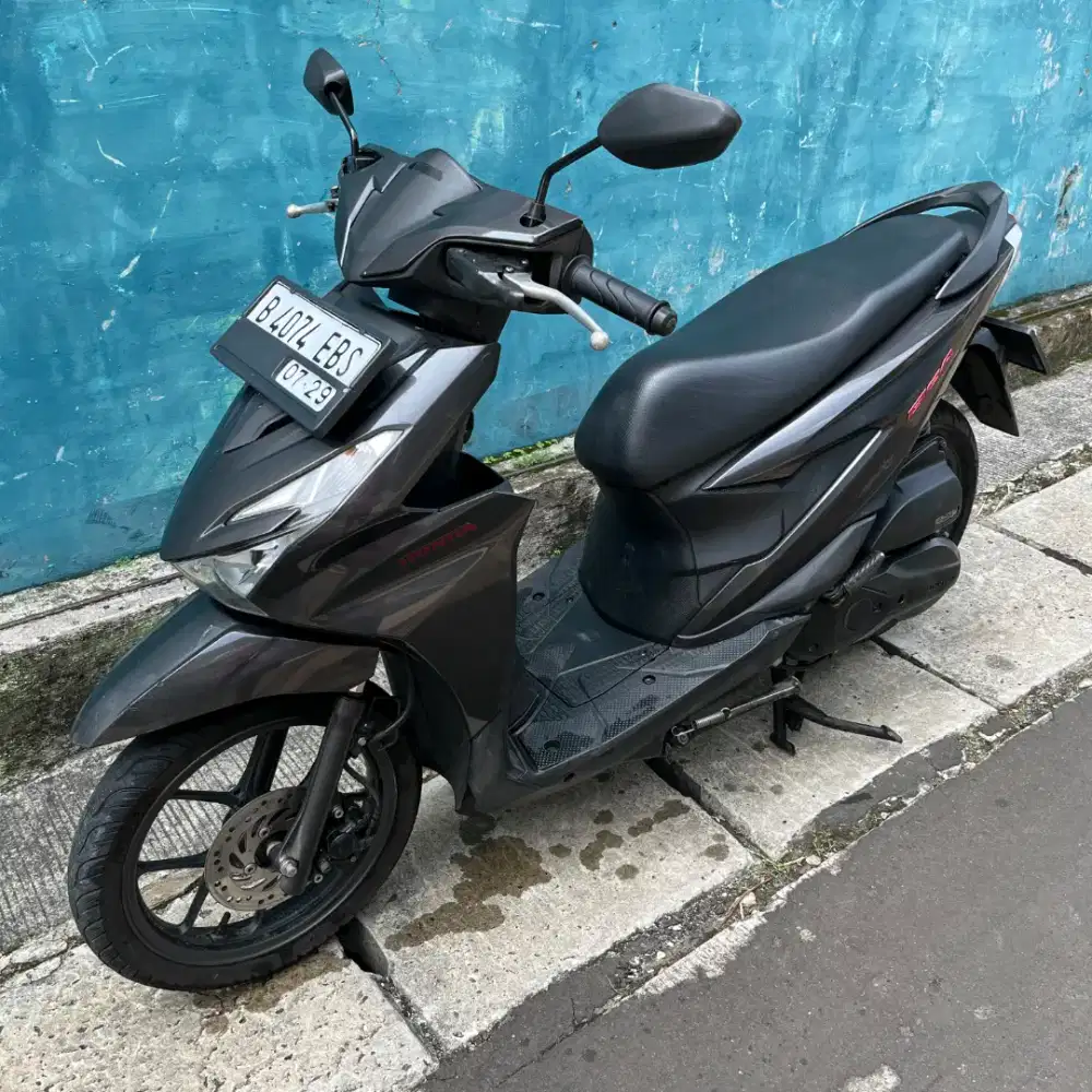 Beat Deluxe ISS Gen 2 tahun 2024 dijual surat lengkap Mampang Depok