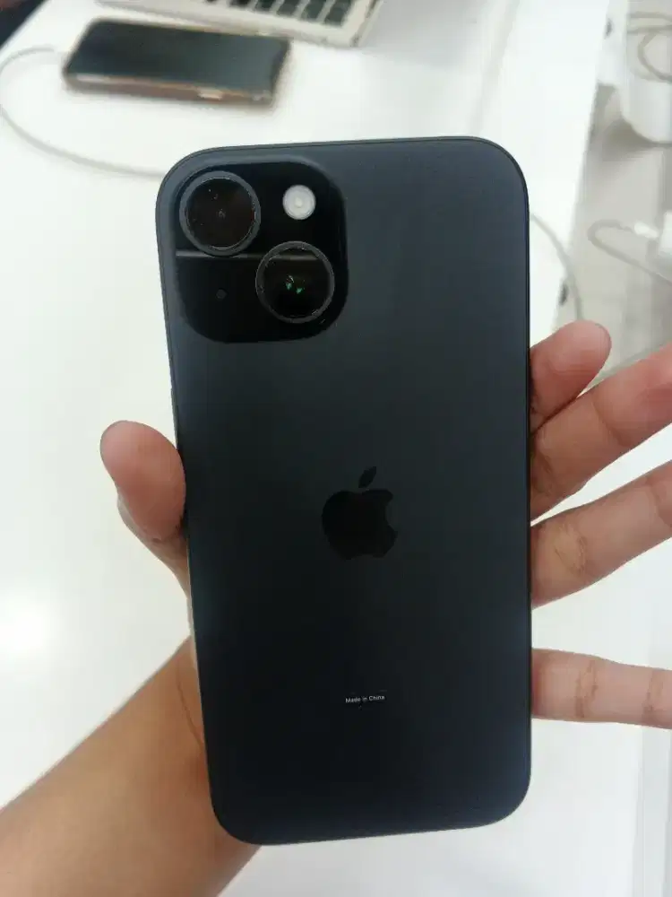 iPhone 15 (Bisa Kredit)