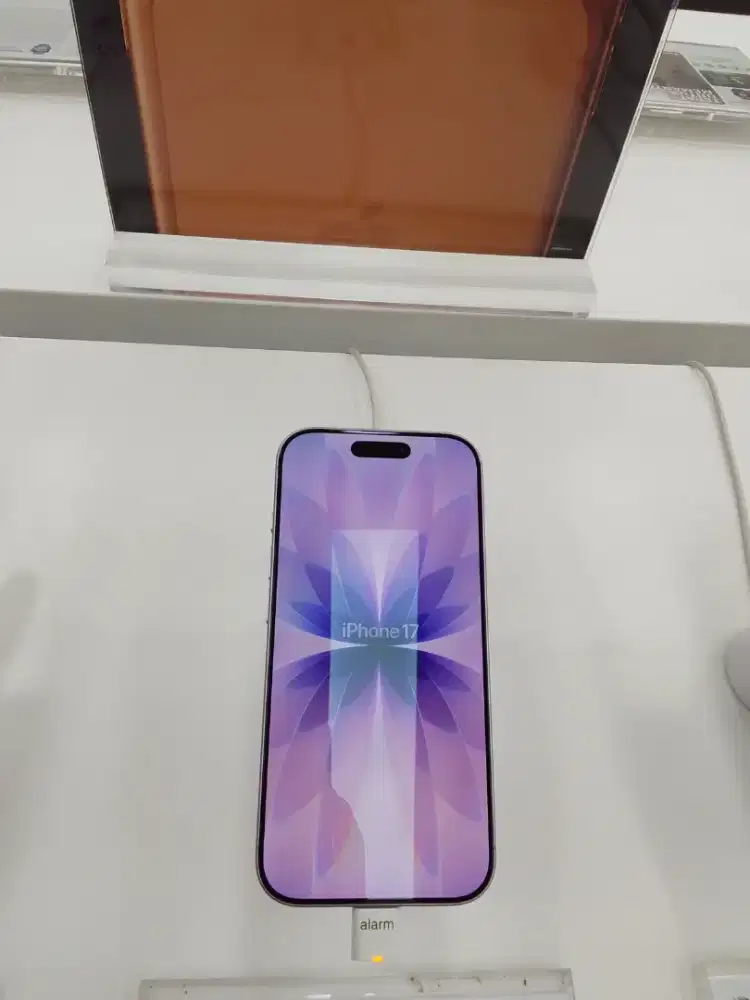 IPHONE 17 SERIES