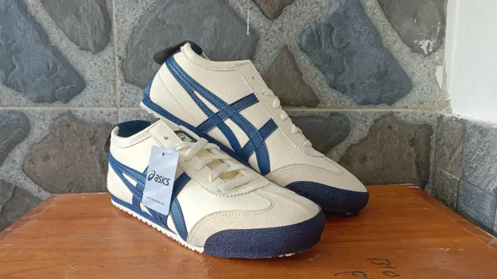 Sepatu onitsuka tiger Mexico 66 kondisi baru