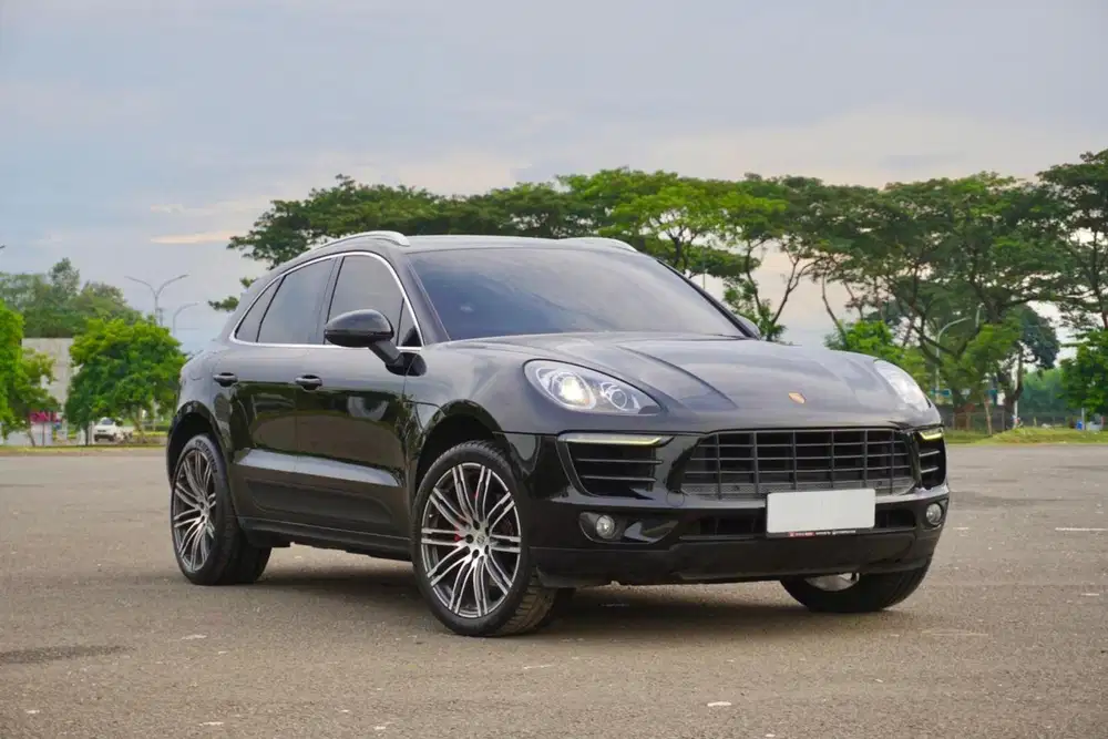 Porsche Macan S 95B
3.0T V6 Twin-Turbo 2015