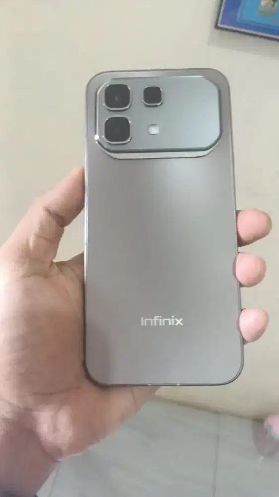 Jual hp INFINIX NOTE 60 PRO 5G baru 2 bulan beli