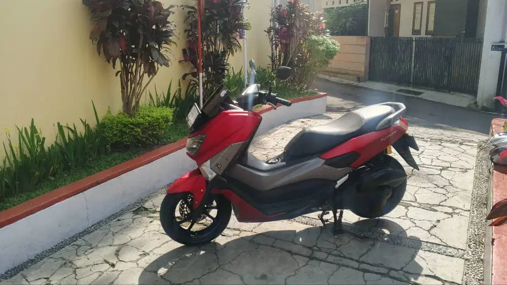 Yamaha Nmax non abs 2019 merah doff istimewa