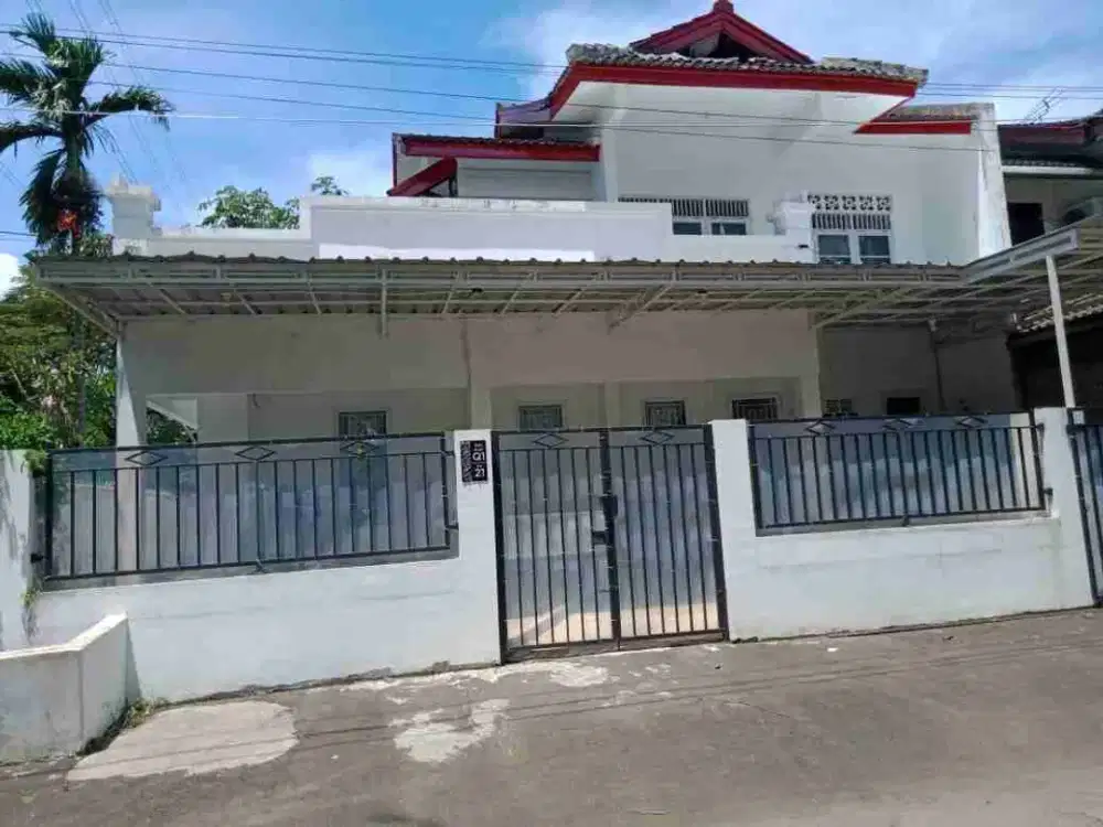 Jual rumah posisi bolevard dan hook di Baranang Siang Indah.