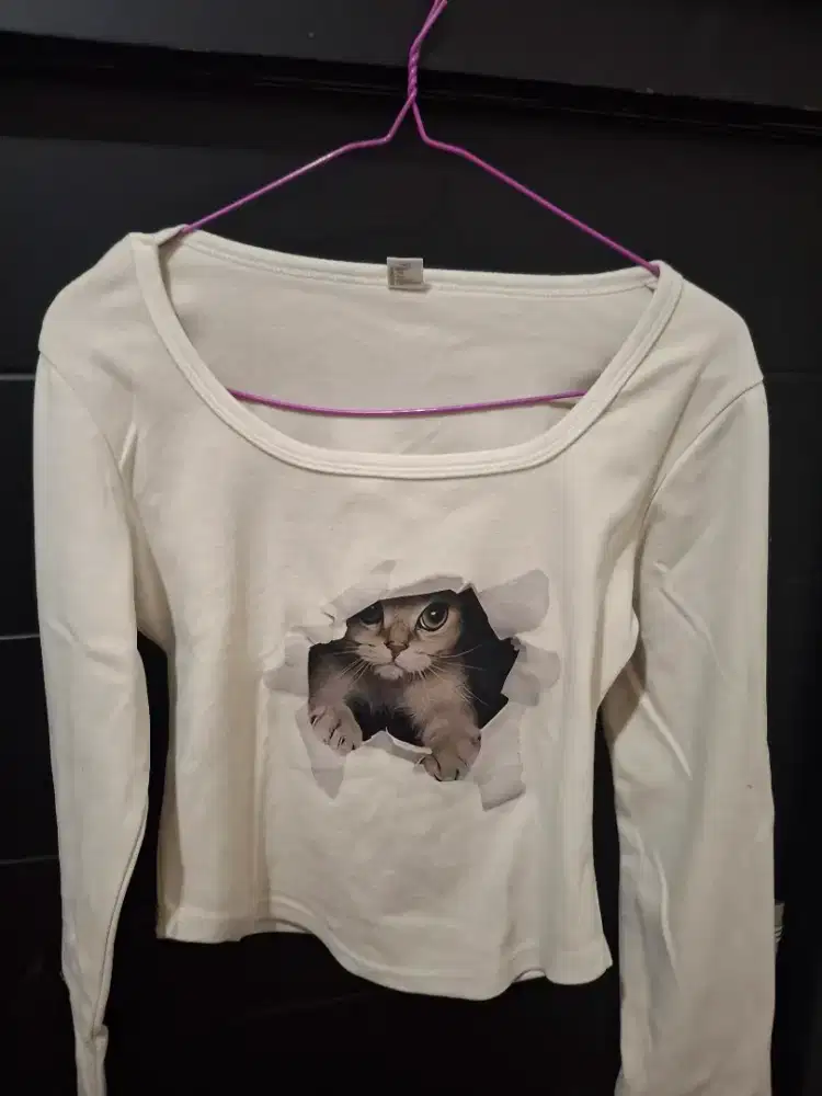Crop top wanita