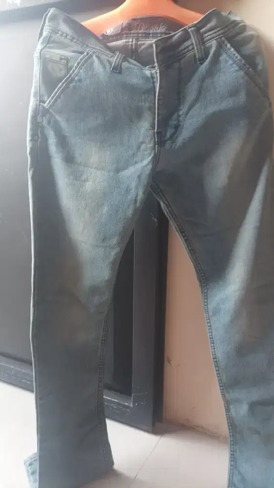 Celana jeans panjang