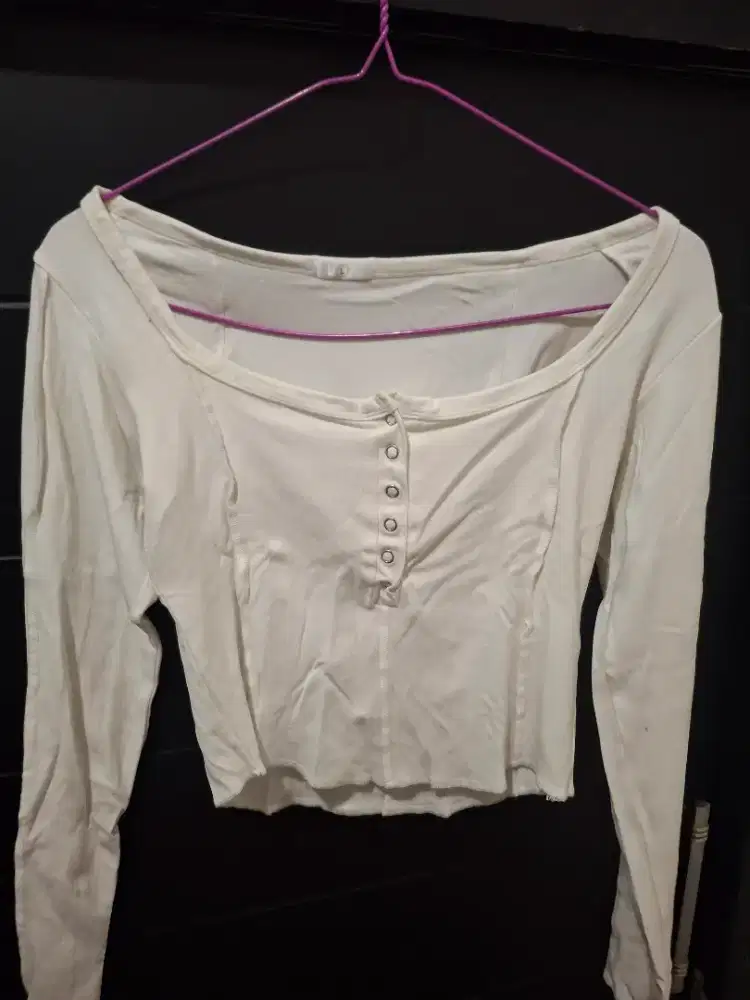 Crop top wanita