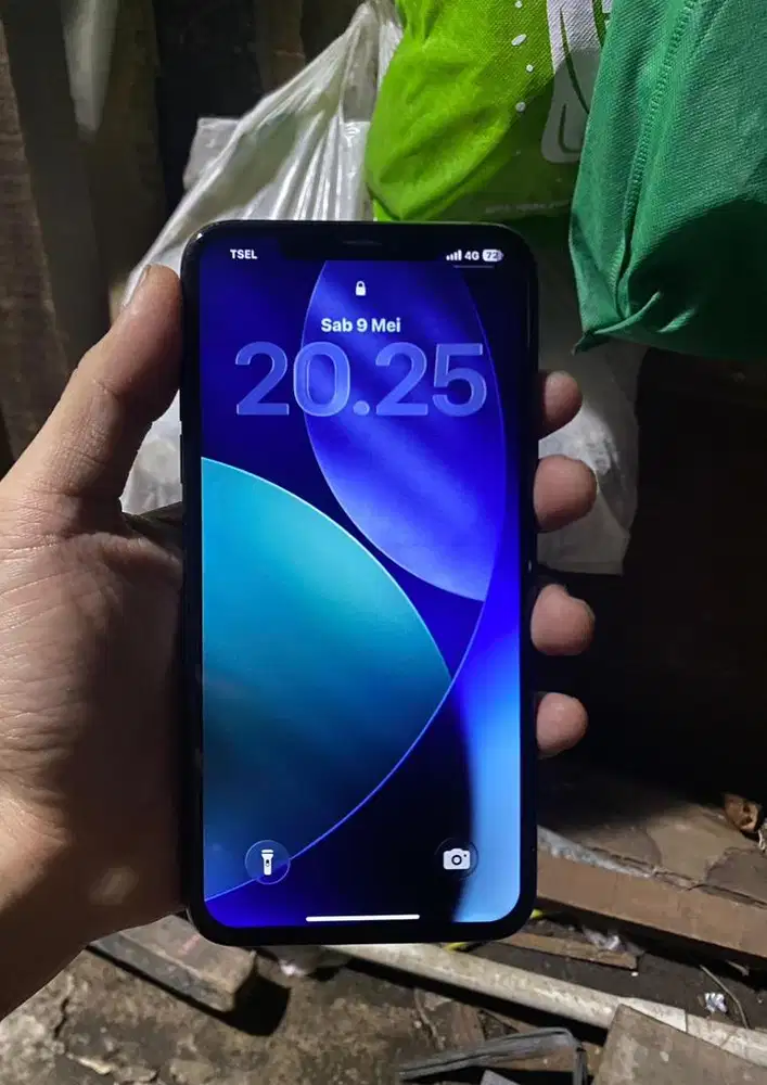 IPHONE 11 PROMAX (64GB)