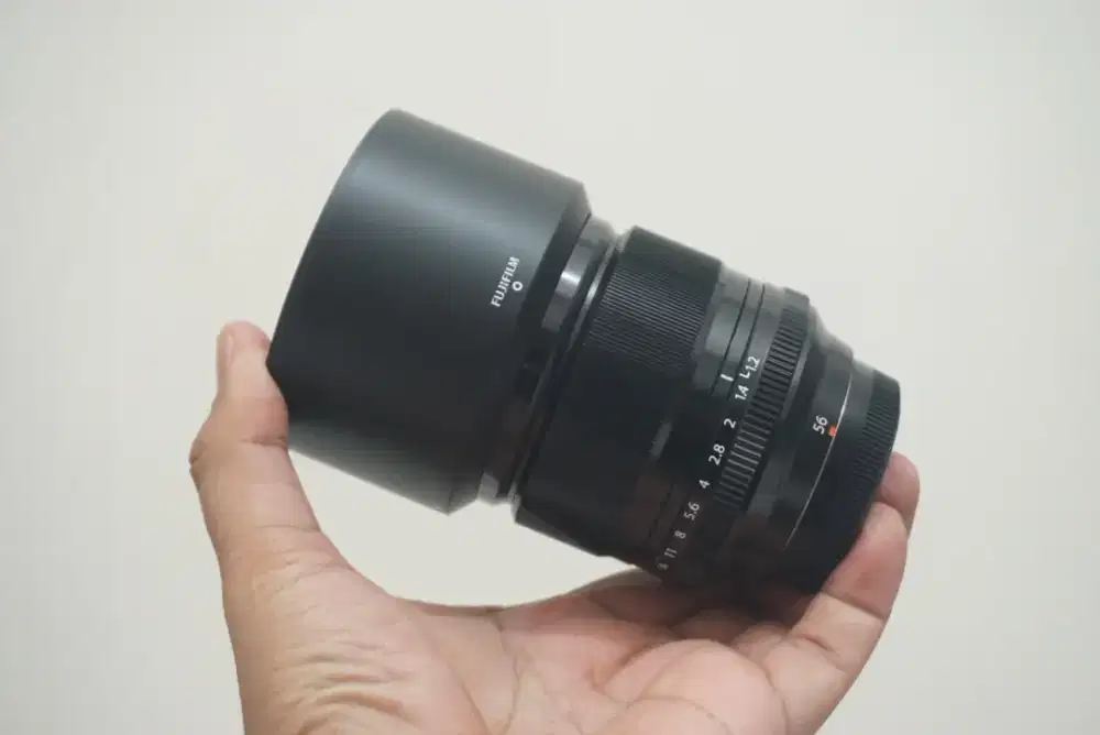 FUJINON XF 56mm F1.2 R FUJI FUJIFILM Lensa Mirrorless SUPERB EBC
