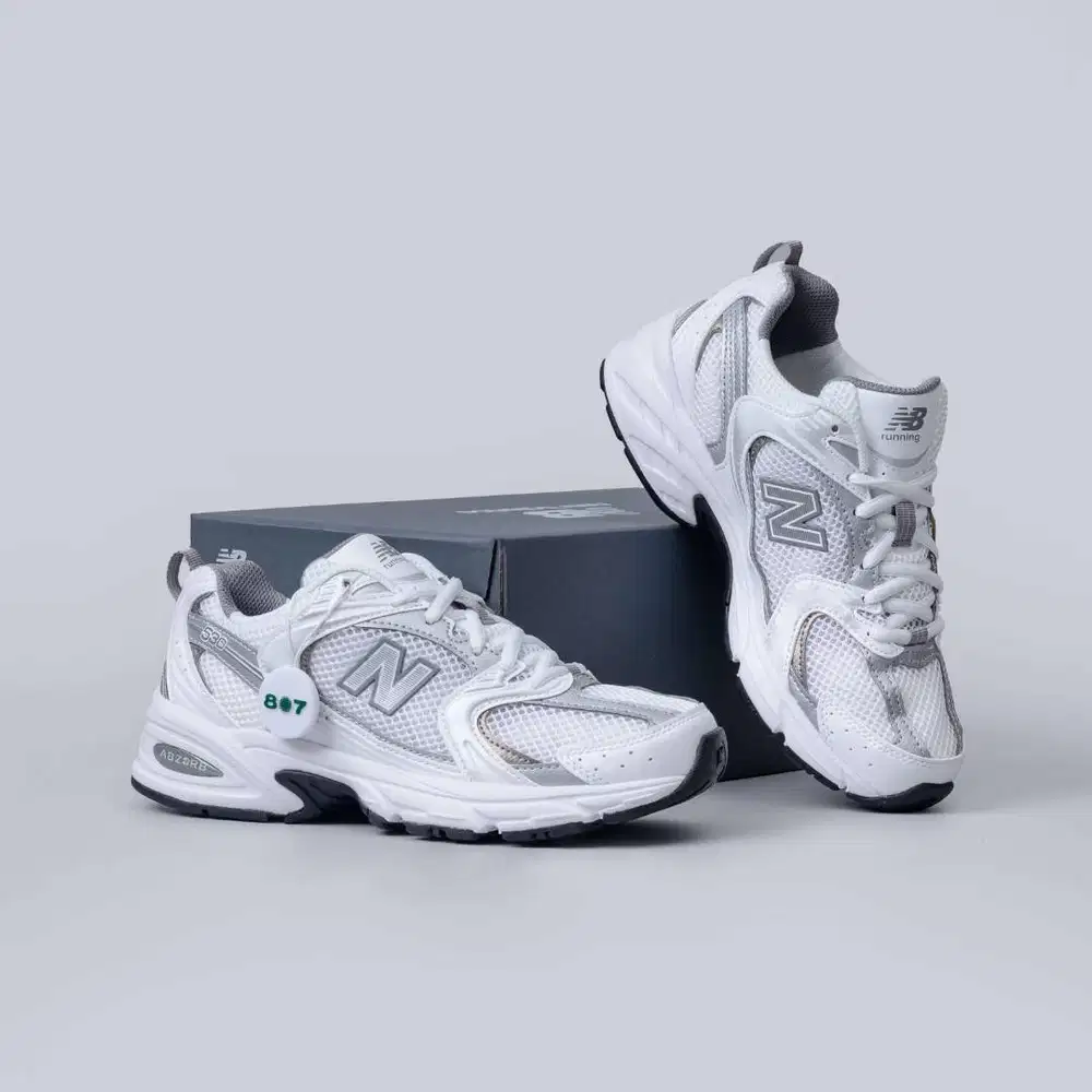 Sepatu New Balance MR530 Sneakers Size 39.5 UNISEX  Baru 1 Kali Pakai