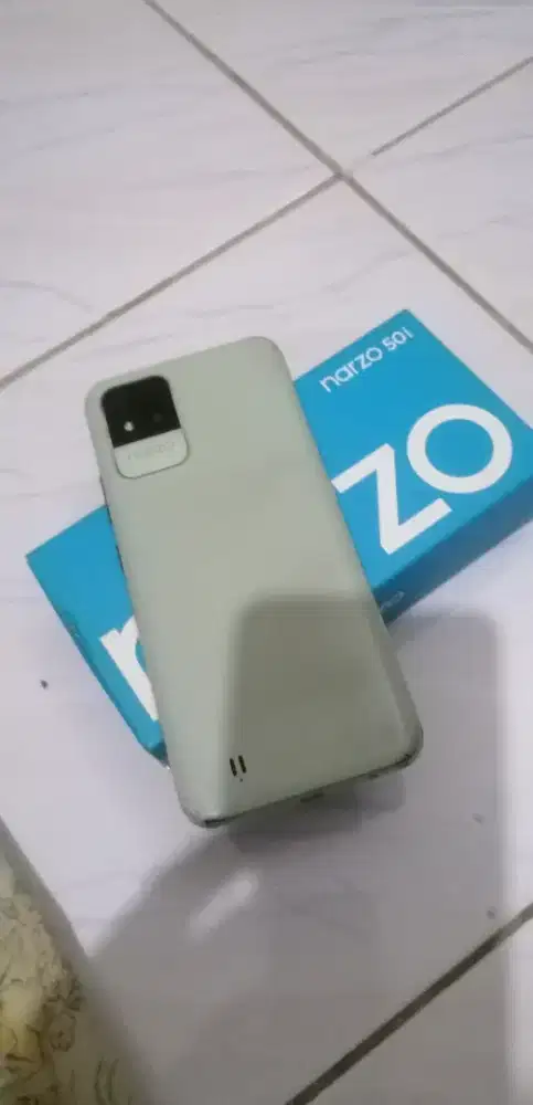 Realme narzo 50i 4 /64 fulset nego