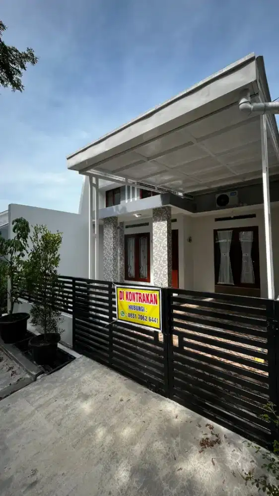 RUMAH DIKONTRAKAN TAHUNAN