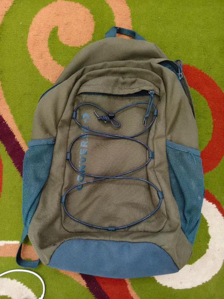 Convers tas sport stations