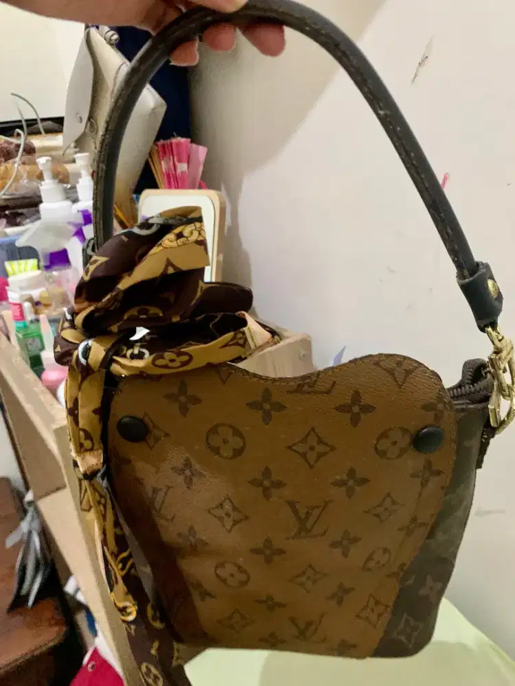 Tas Lv original