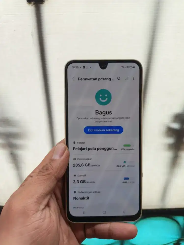 Galaxy A16 5G ram 8/256 . Unit only .