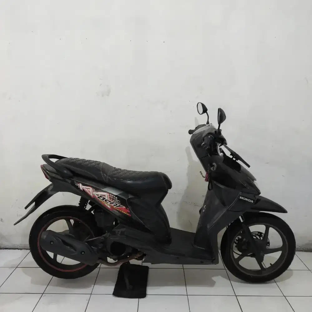 Honda Beat Karbu 2011 Bagus lengkap Mesin Cakep
