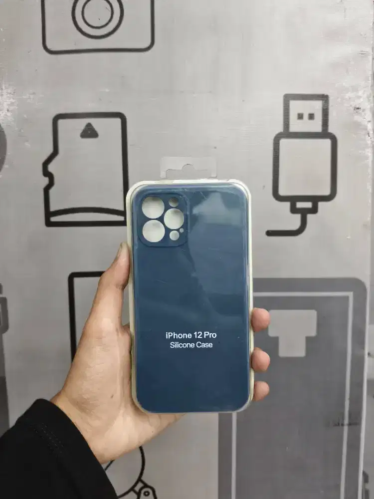 Casing iPhone 12 Pro