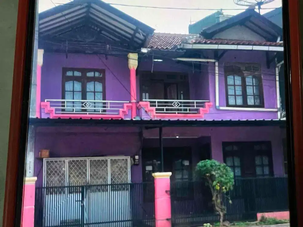 Disewakan Rumah 2 lantai di permata cimahi