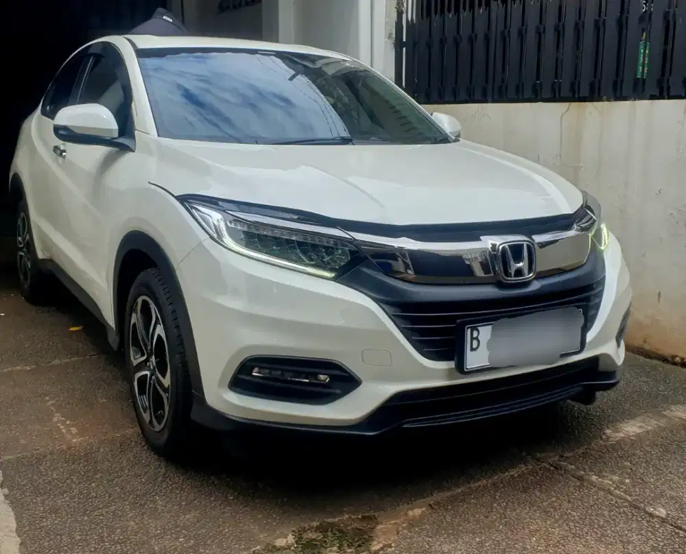 Km 32 rb ! Honda HRV SE putih 2020 AT