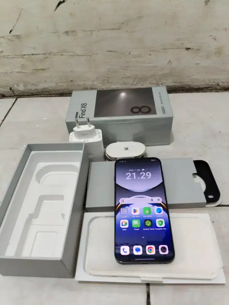 Oppo Fine X8. 12/256 Fullset, Mulus.
