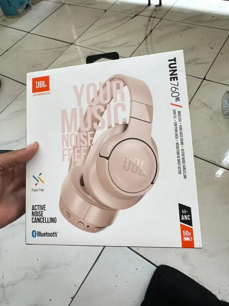 Headset JBL TUNE 760NC