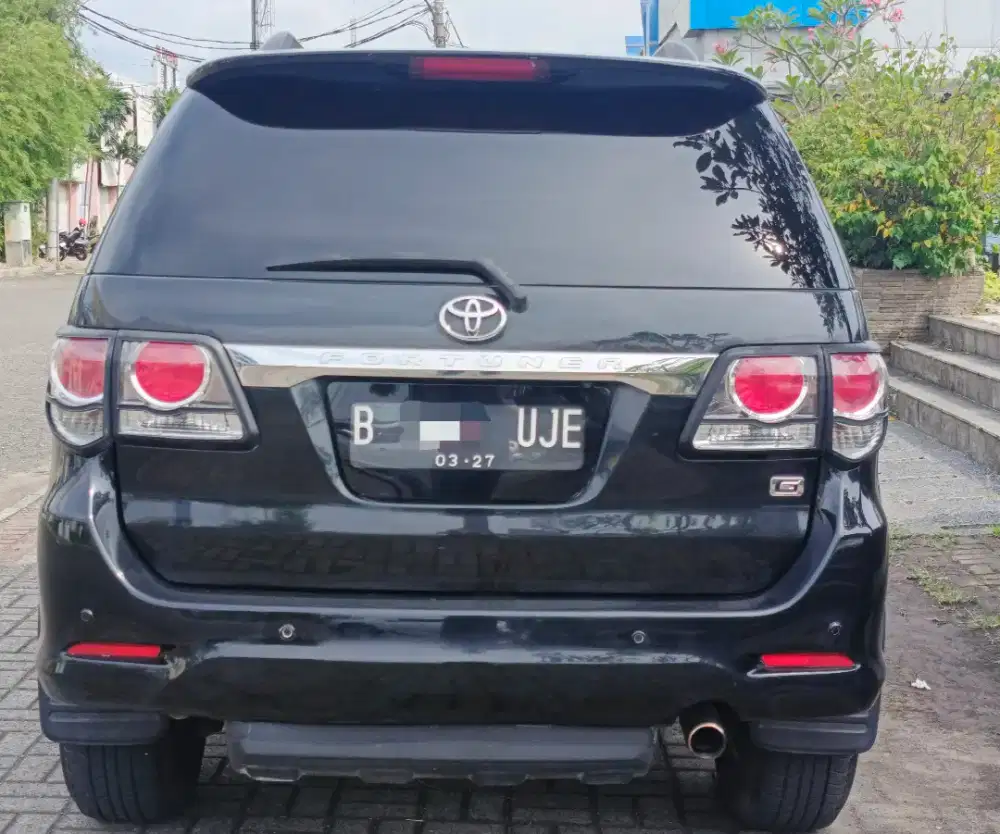 Toyota Fortuner 2012 Bensin