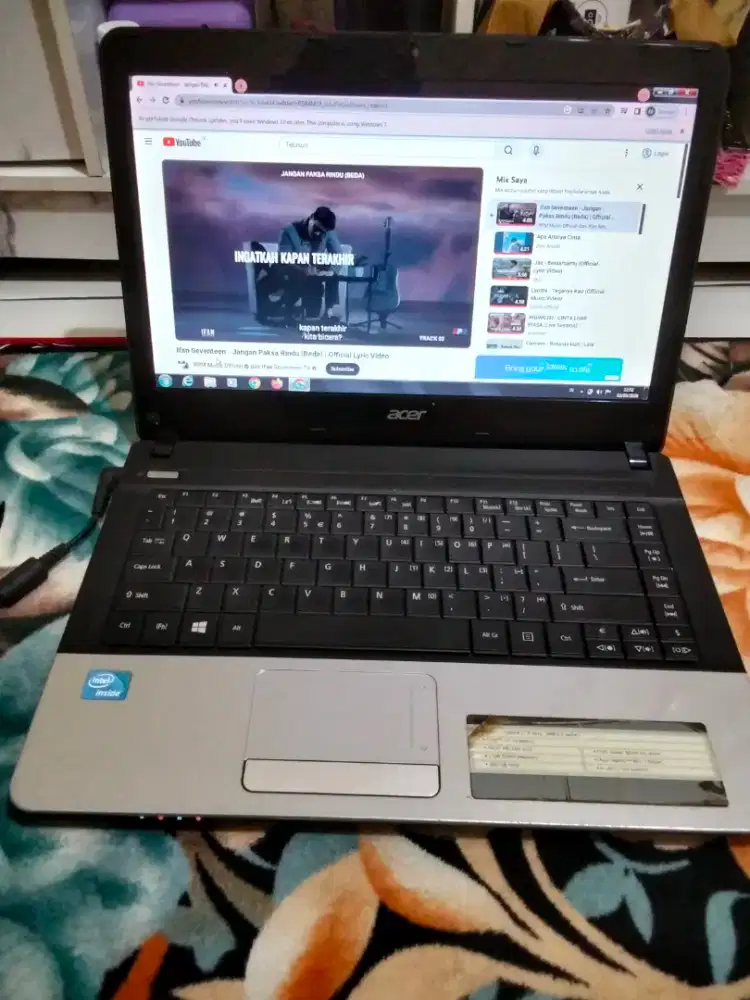 Laptop Acer Aspire E1-431
