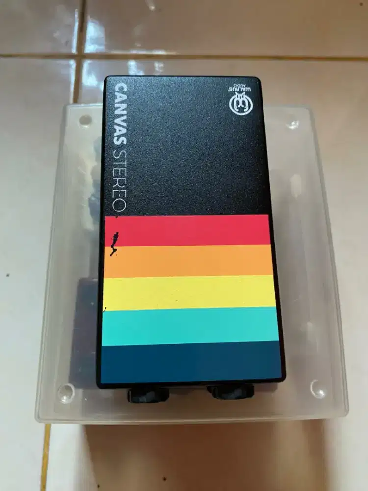 Walrus canvas stereo