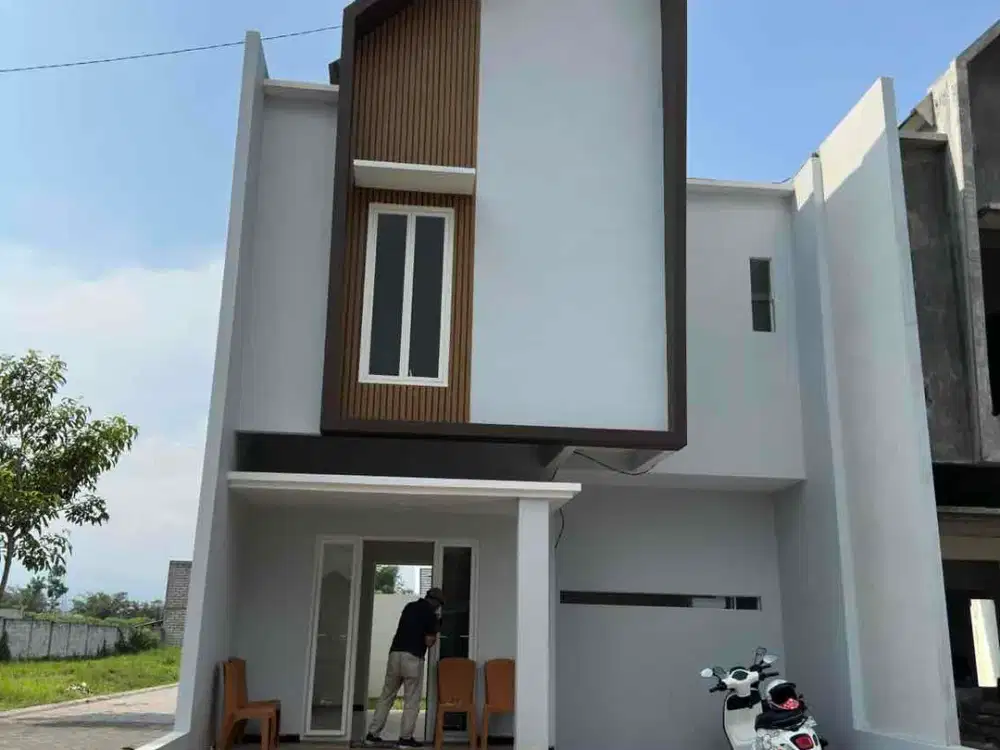Rumah 2 Lantai Siap Huni Posisi Pojok Dekat Kampus UB