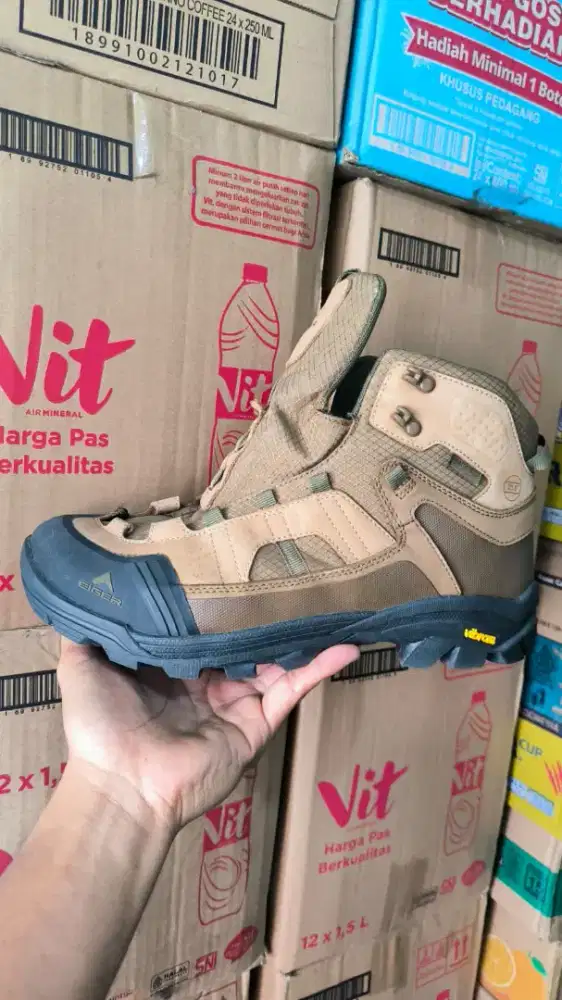 Sepatu Eiger Pollock 2.0