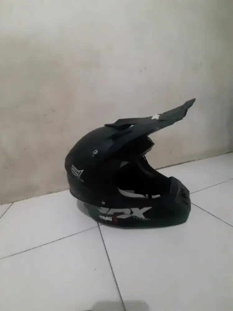 Dijual murah aja ni helm touring