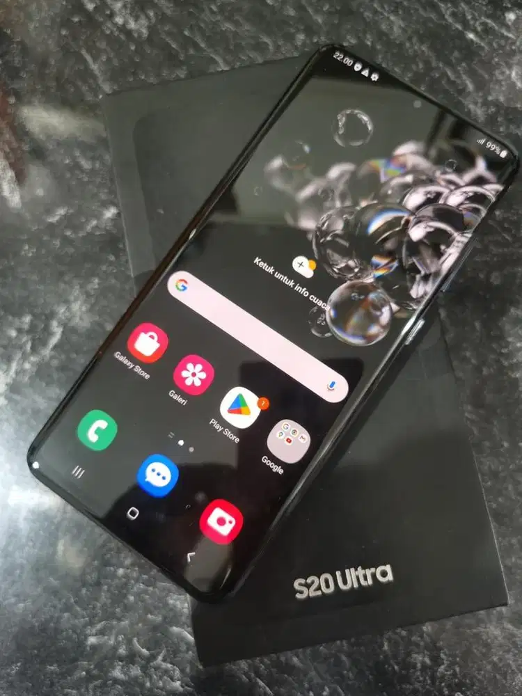 HP Samsung S20 Ultra Ram 12GB Warna Hitam