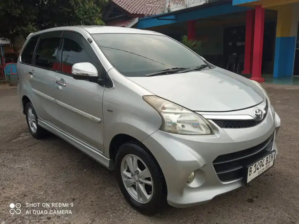 Dp 5 juta. Toyota Veloz 1.5 AT