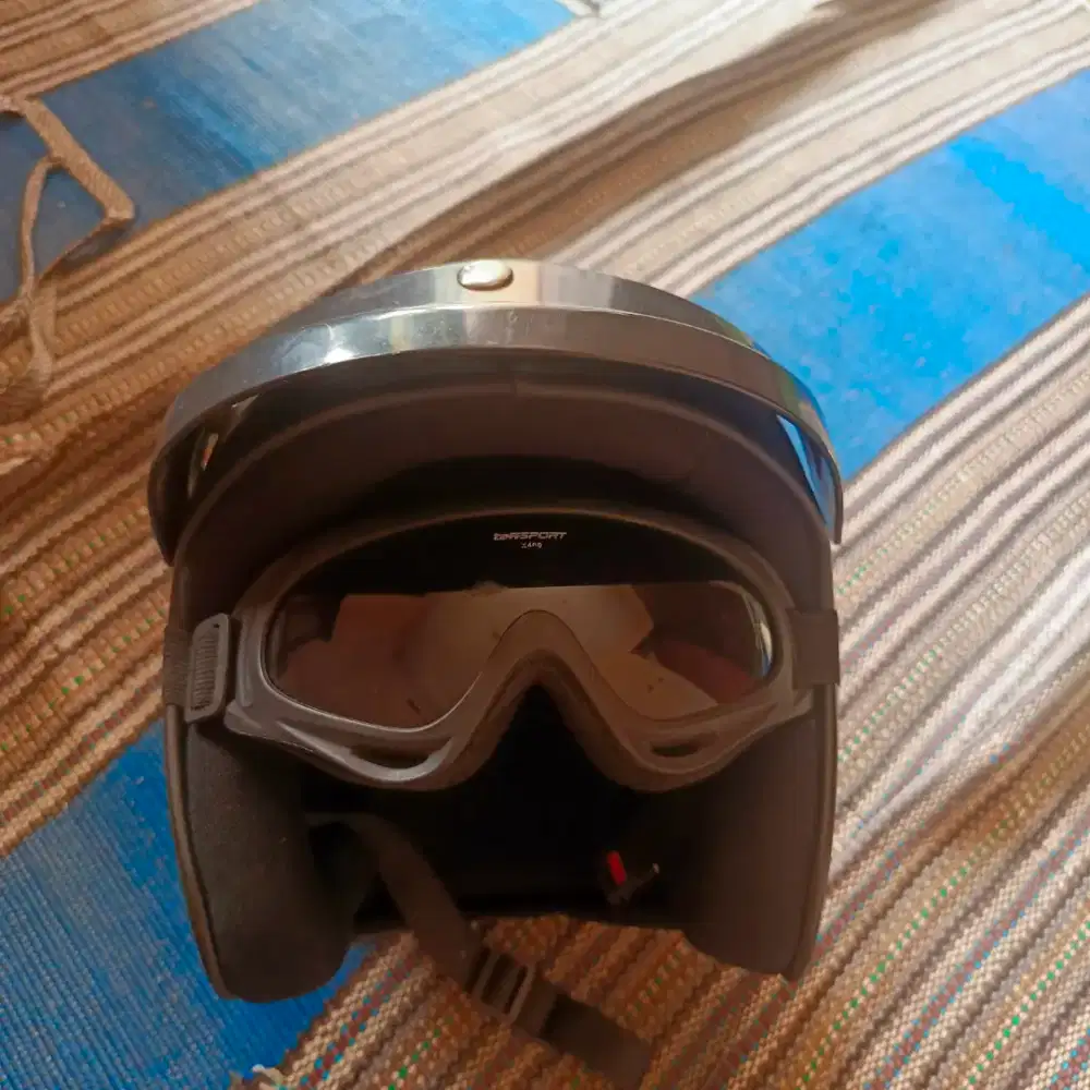 Helm bogo + kaca mata