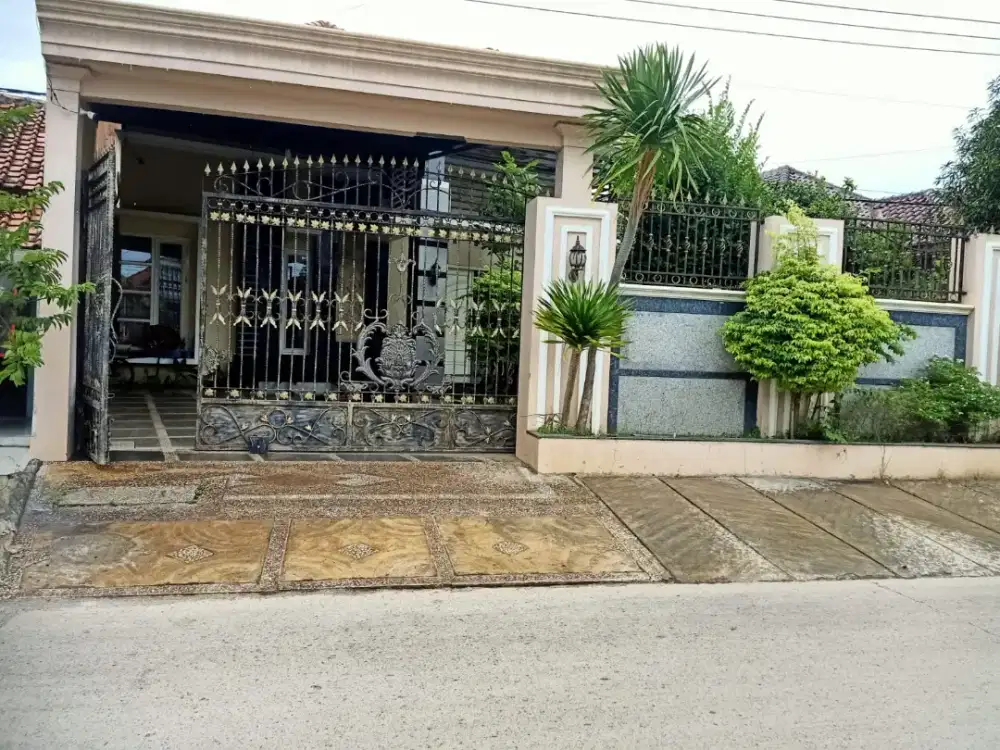 DIJUAL RUMAH TINGGAL TEMPATIN SAJA