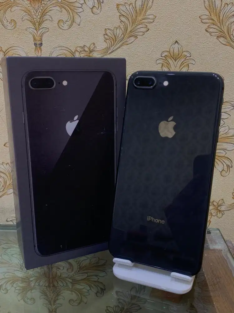 Second Like New iPhone 8 Plus Inter 64 GB
