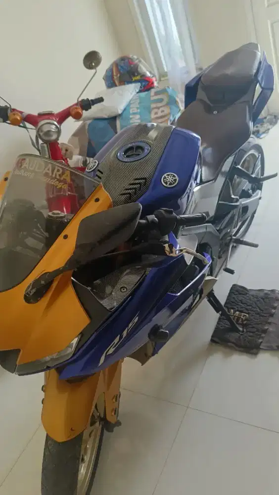 Dijual cepat R15 kondisi seadanya dan kondisi 80%