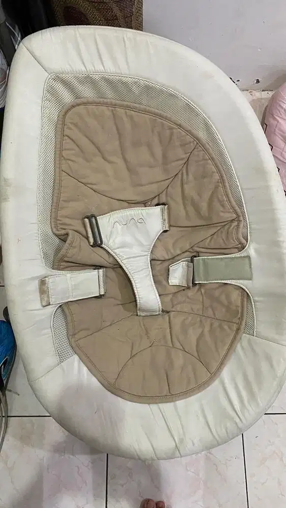 Preloved Nuna lead bouncer