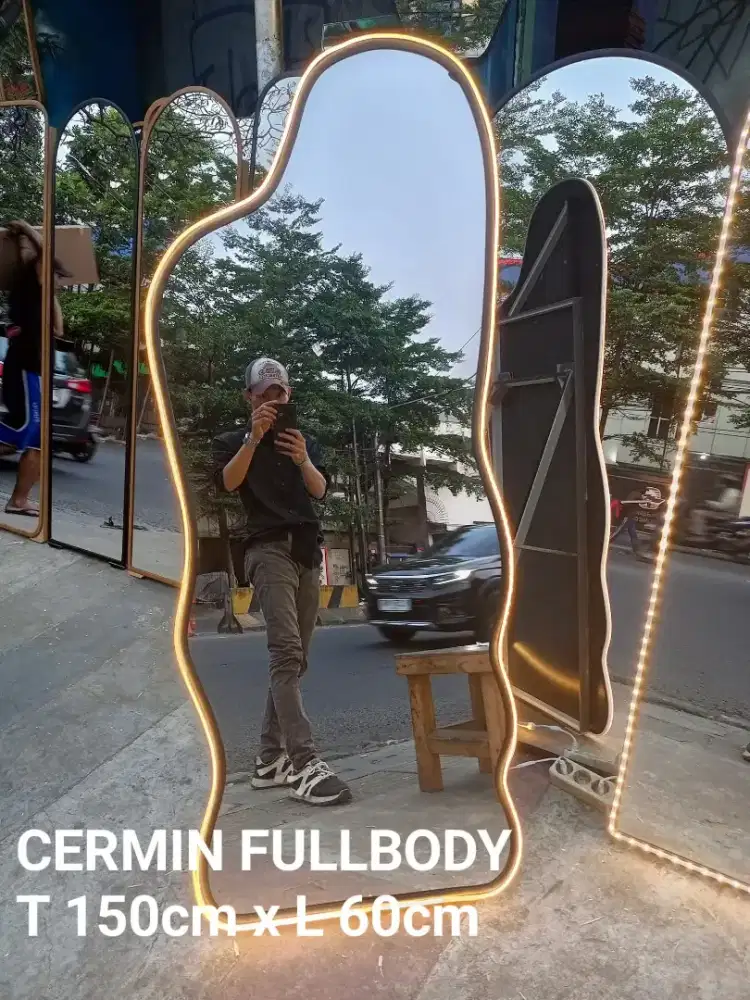 Standing mirror kaca cermin pigura cermin wedding custom
