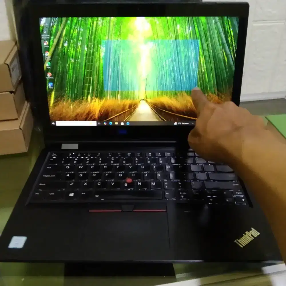 Lenovo thinkpad l380 yoga core i7 ram 8gb ssd nvme 500gb touchscreen