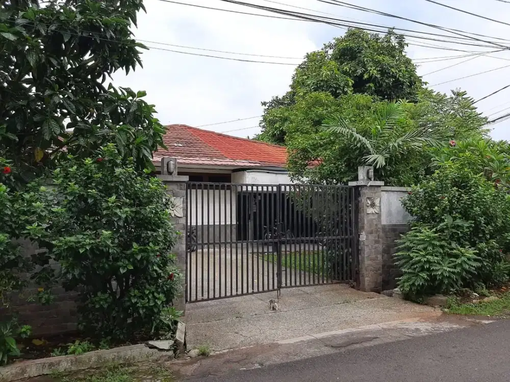 Dijual Rumah Mewah Cantik Hook Strategis – Cempaka Putih Timur