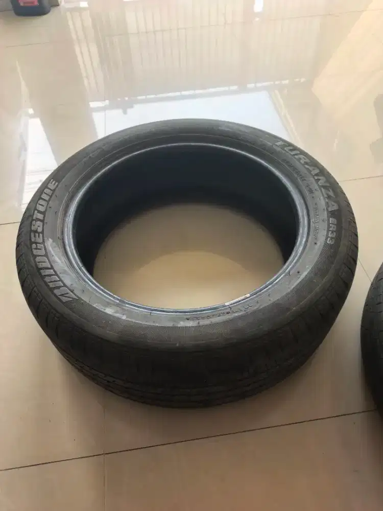 Ban Bridgestone dan Accelera